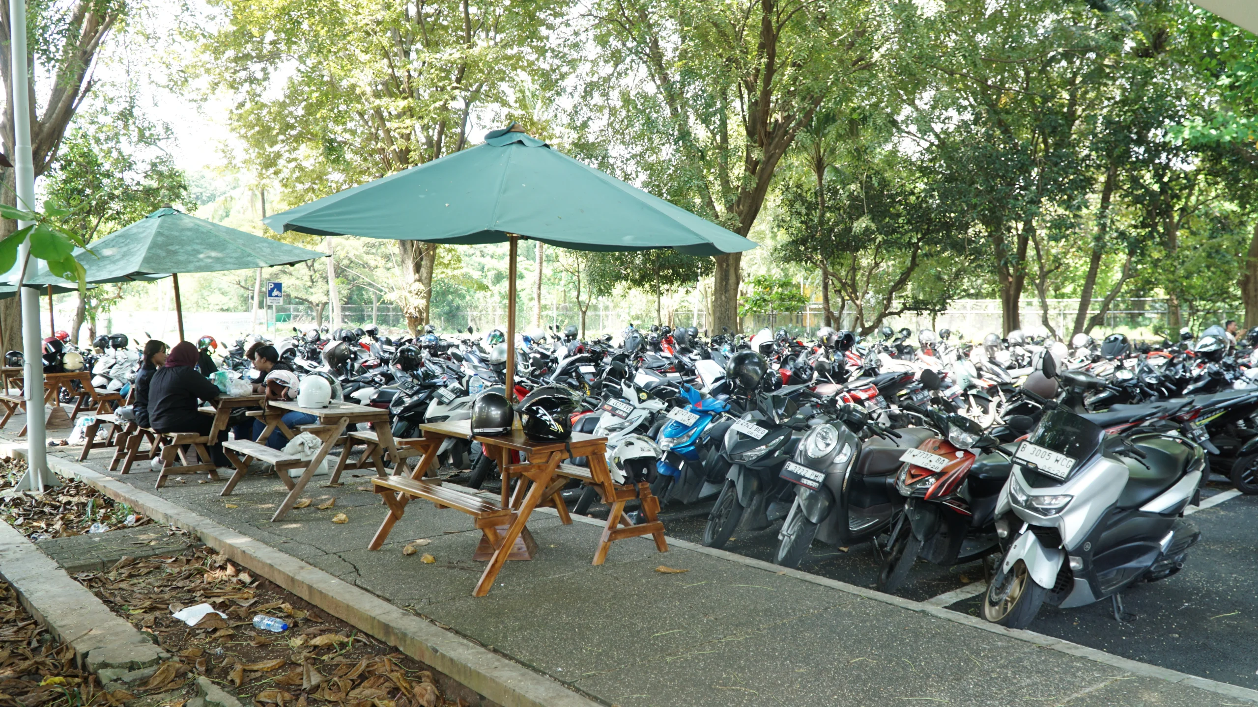 Parkir 1